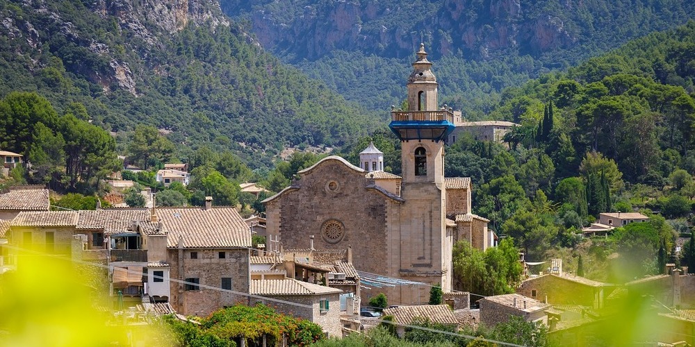 Visit Valldemossa Mallorca